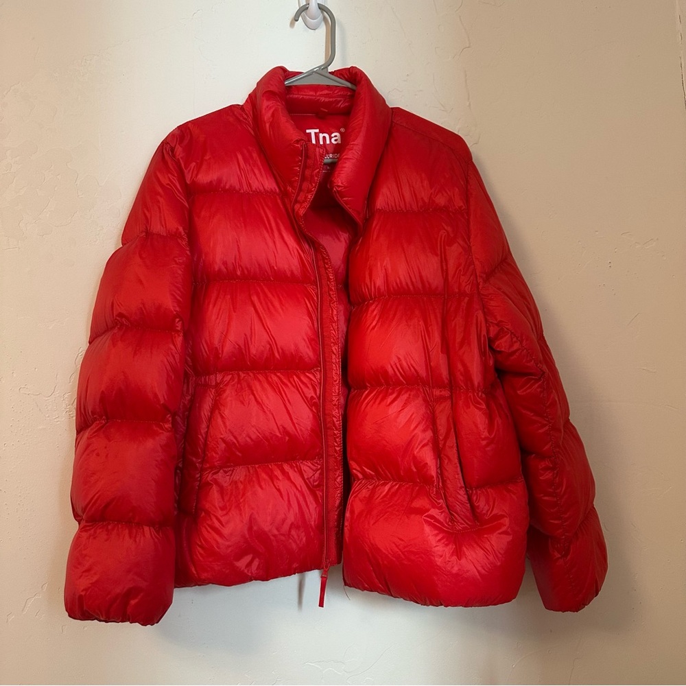 ARITZIA TNA TELLURIDE PUFFY RED M